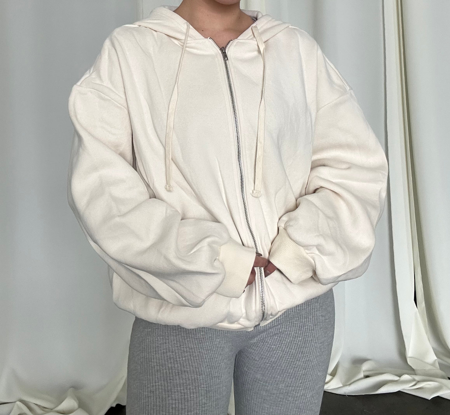 Oversized Honey Zip Up- Cream