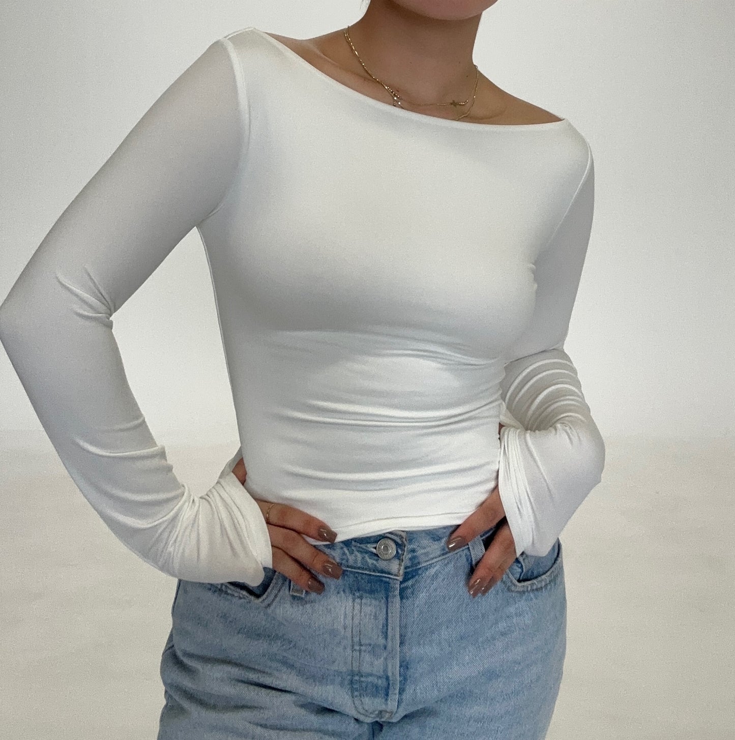 Long Sleeve Boat Neckline Top- Off white