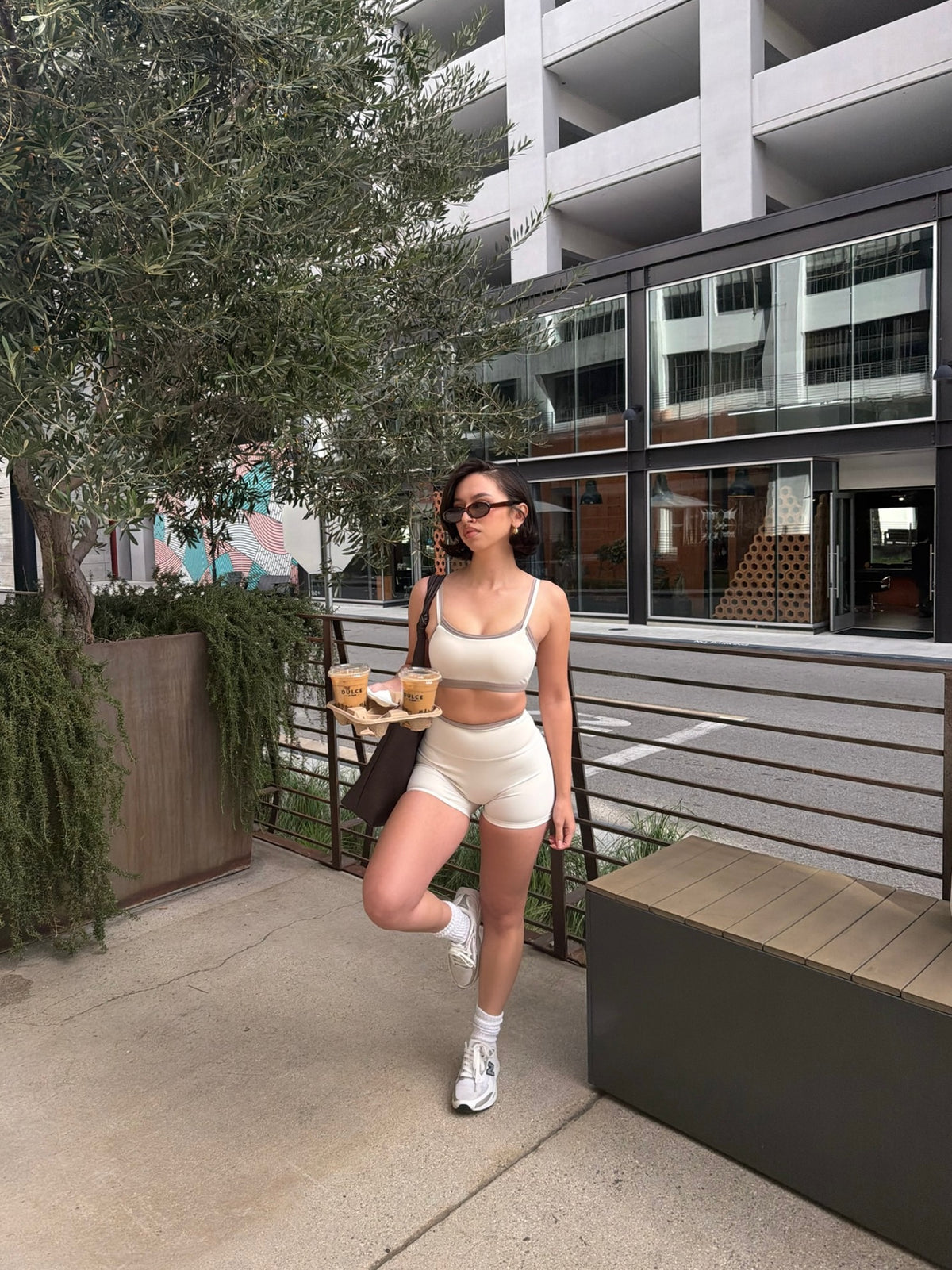 Form Contrast Bra- Beige/Brown