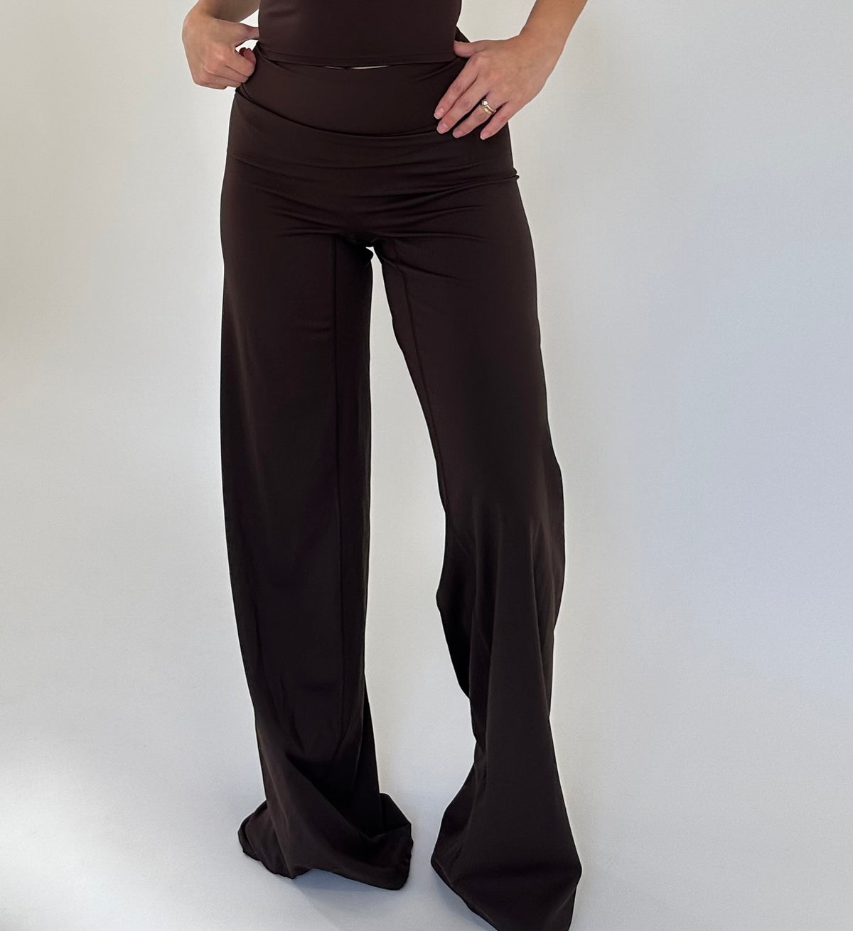 Straight Loose Active Leggings