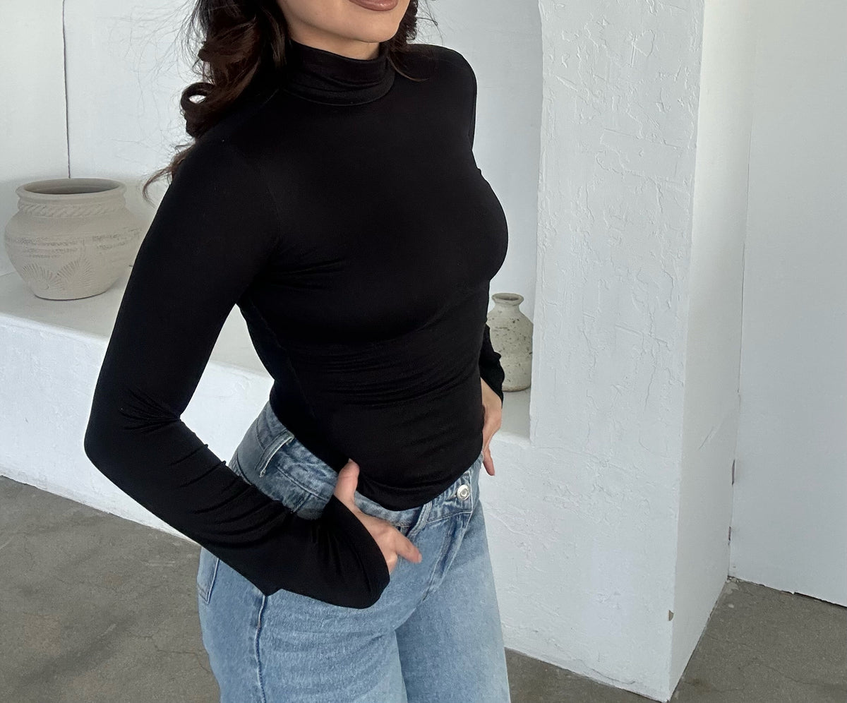 Basic Turtle Neck - Black