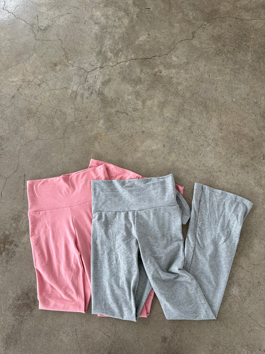 (Petite) Basic Cotton Flare Leggings- Pink