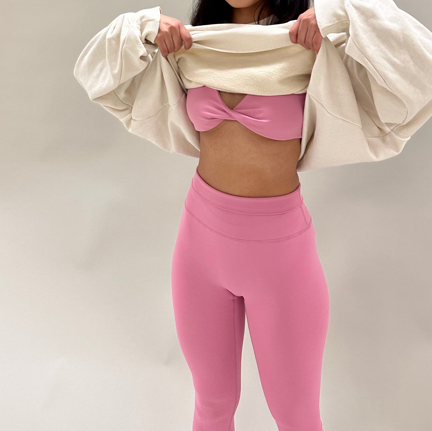 Soft Pink Crisscross Sports Bra Mieldenadie